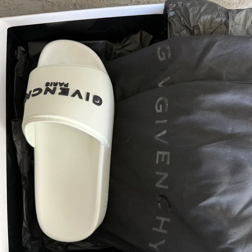 Givenchy Platform Pool Slide‎ Sandals Womens 41 White Rubber Resortwear
